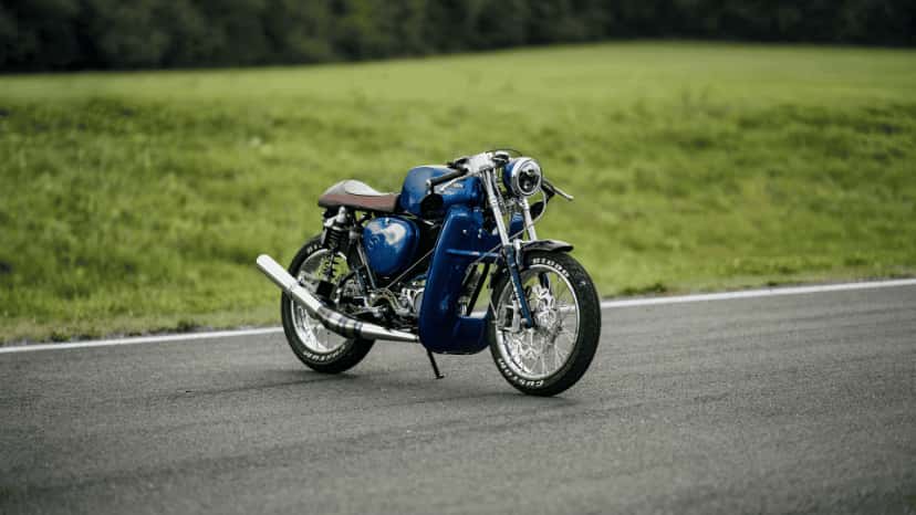 PETITE MOTO